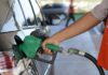 Gasolina ficará 4,9% mais barata a partir de terça, anuncia Petrobras