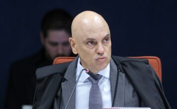 Trama golpista: Moraes e Dino votam para rejeitar recursos e manter condenação de Bolsonaro
