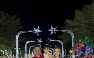 Secretária de Saúde e Vereadora Rafaela Sampaio festeja a chegada do Natal a todo povo valenciano