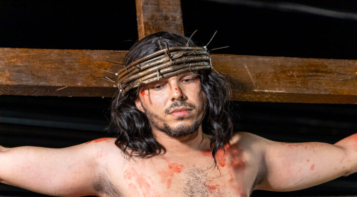 Paixão de Cristo em Valença do Piauí, foi apresentado com grande emoção no espetáculo, confira