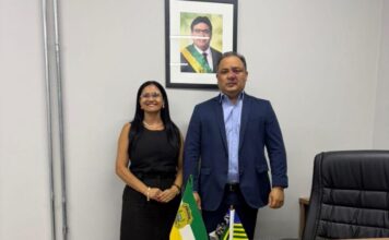 Reunião com delegado-geral reforça luta pela Delegacia da Mulher em Valença do Piauí